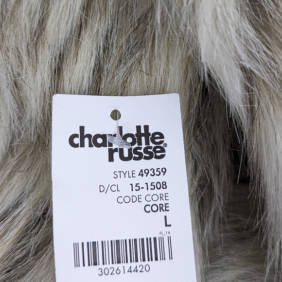 Say What Charlotte Russe NWT Faux Fur Jacket Off White & Grey Large Bag 20 - Picture 2 of 9